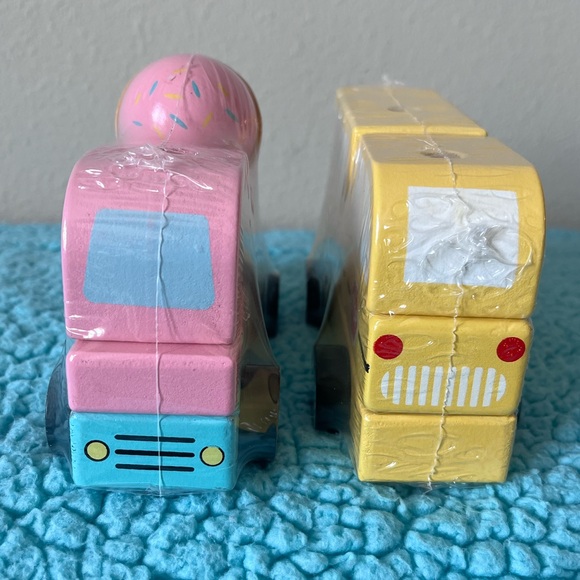 Target Bullseye Playground Kids Wood Stacking🍦 - Picture 2 of 11